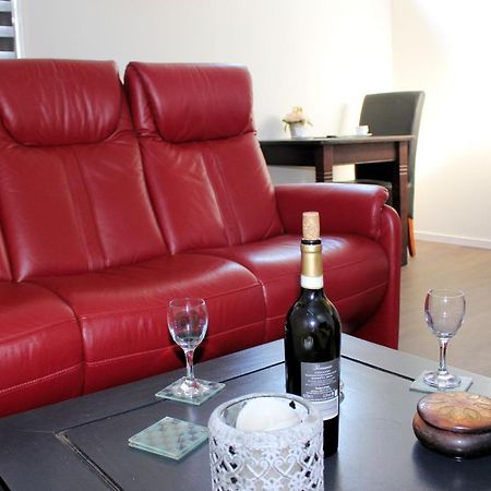 Logement De Garage Снек Екстериор снимка