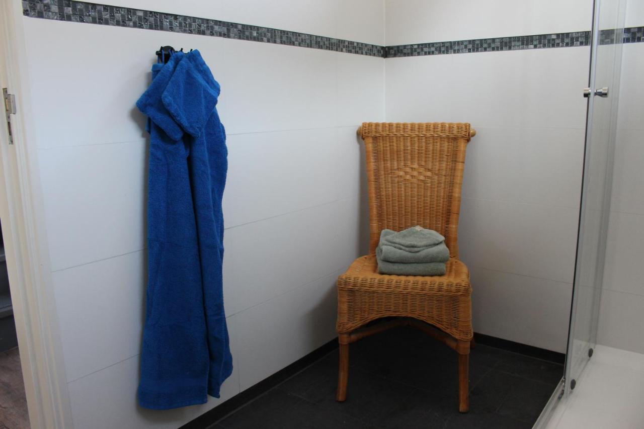 Logement De Garage Снек Екстериор снимка
