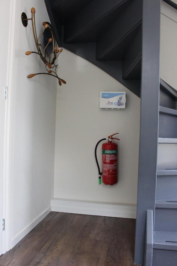 Logement De Garage Снек Екстериор снимка