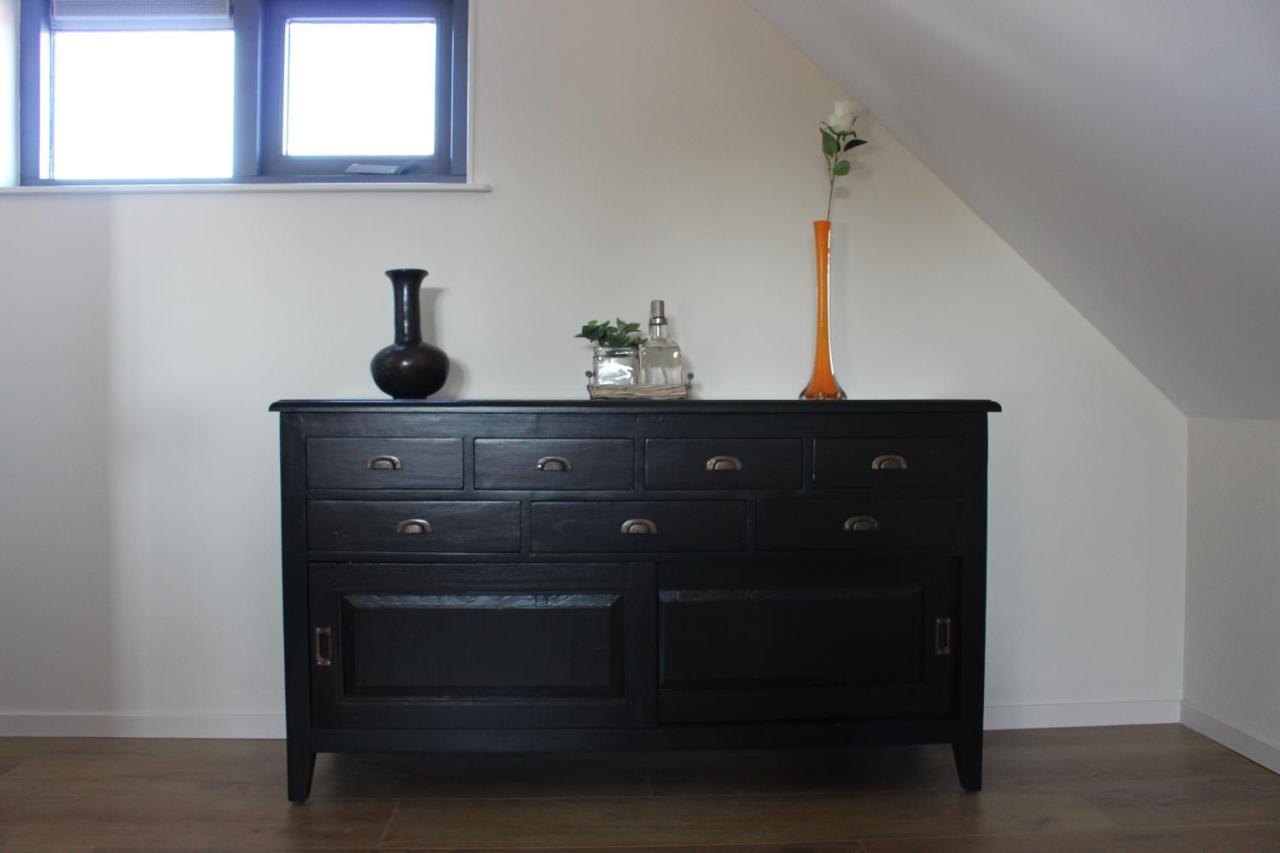 Logement De Garage Снек Екстериор снимка