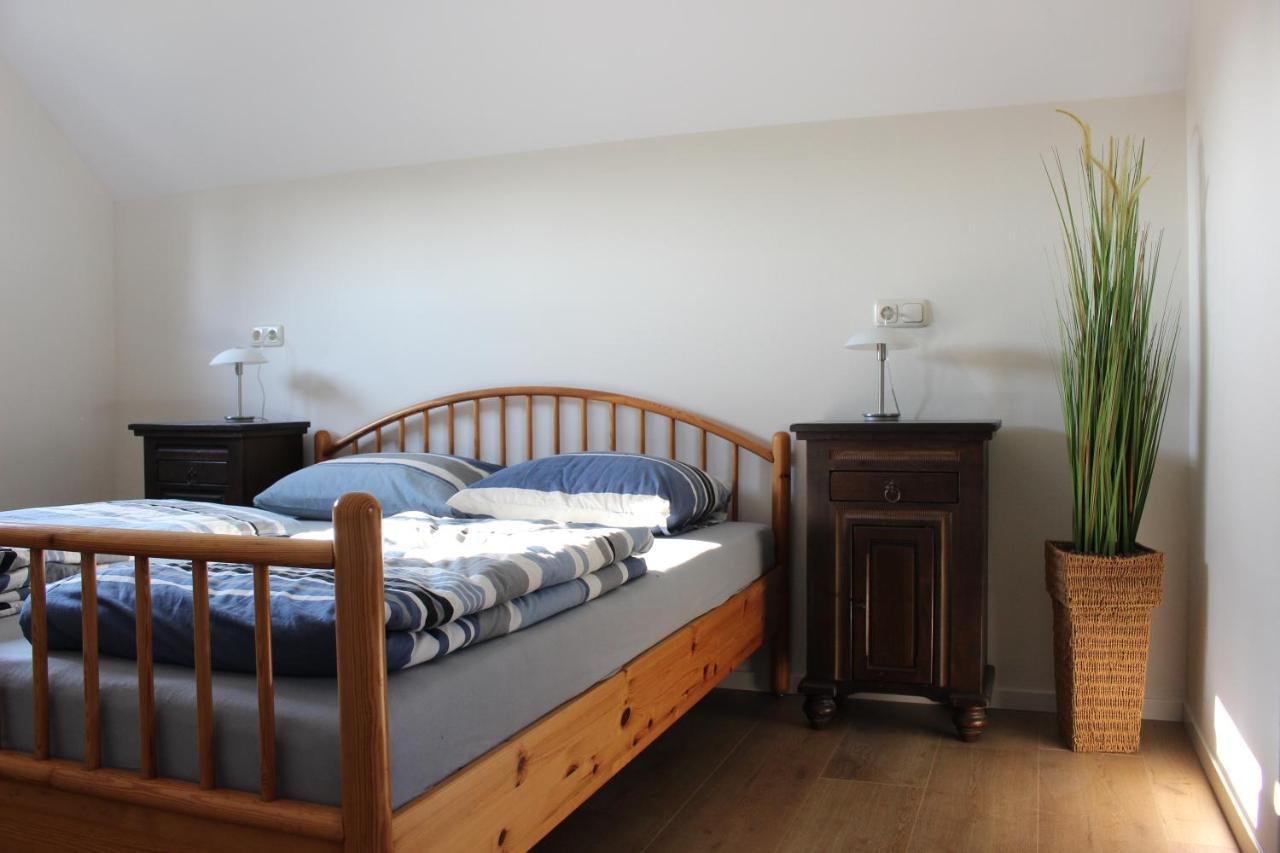 Logement De Garage Снек Екстериор снимка